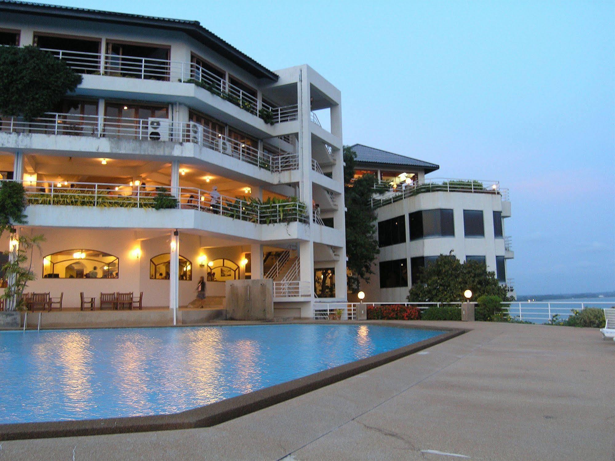 Hinsuay Namsai Resort Rayong Exterior photo